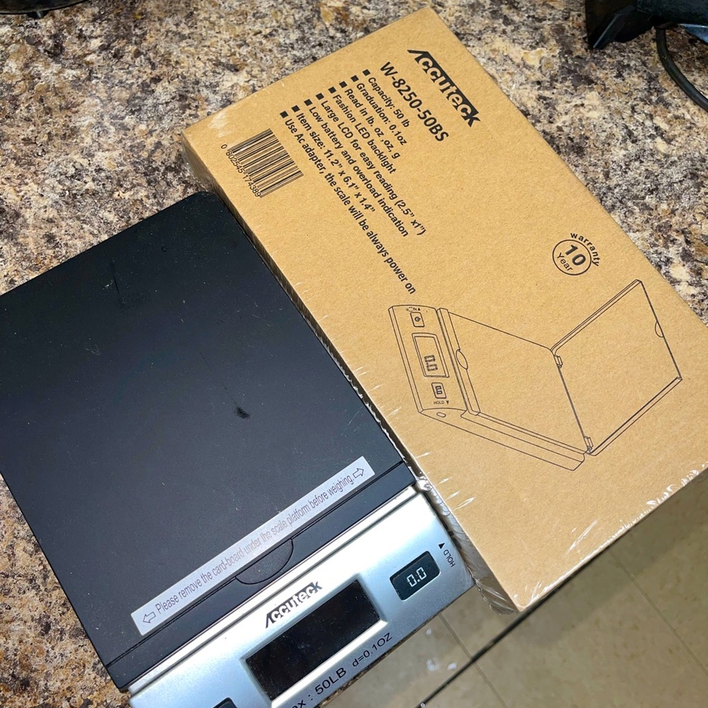 Shipping scale